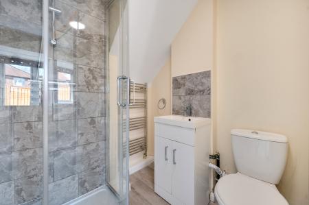 1 bedroom Flat to let in Kings Road, Melton Mowbray, LE13