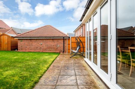 4 bedroom Detached house for sale in Easton Close, Melton Mowbray, LE13