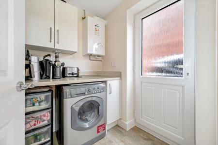 4 bedroom Detached house for sale in Easton Close, Melton Mowbray, LE13