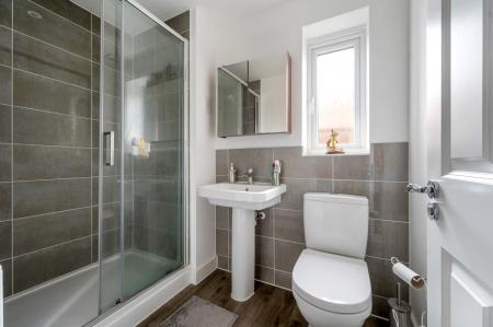 4 bedroom Detached house for sale in Easton Close, Melton Mowbray, LE13