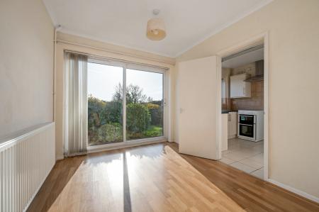 3 bedroom Semi-detached house to let in Browning Close, Melton Mowbray, LE13