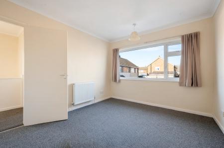 3 bedroom Semi-detached house to let in Browning Close, Melton Mowbray, LE13