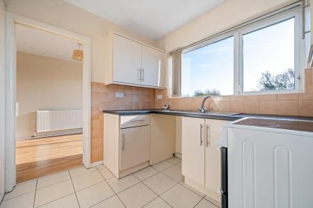 3 bedroom Semi-detached house to let in Browning Close, Melton Mowbray, LE13