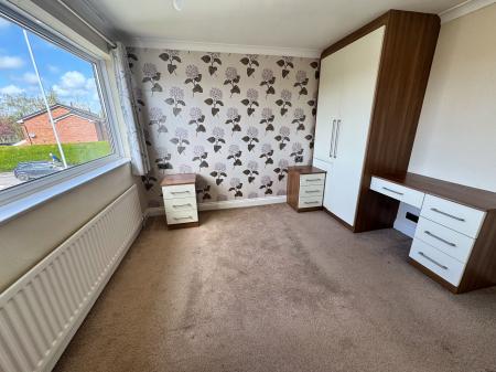 2 bedroom Semi-detached house for sale in Winster Crescent, Melton Mowbray, LE13