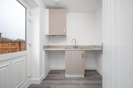 3 bedroom Semi-detached house to let in Charles Dyer Close, Melton Mowbray, LE13