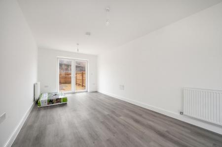 3 bedroom Semi-detached house to let in Charles Dyer Close, Melton Mowbray, LE13