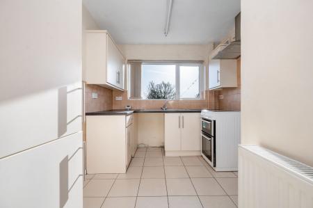 3 bedroom Semi-detached house to let in Browning Close, Melton Mowbray, LE13