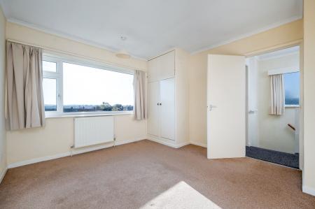 3 bedroom Semi-detached house to let in Browning Close, Melton Mowbray, LE13