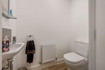 4 bedroom Detached house for sale in Easton Close, Melton Mowbray, LE13