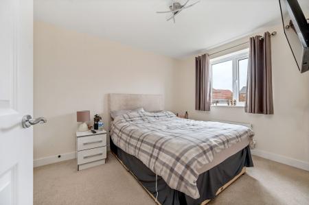 4 bedroom Detached house for sale in Easton Close, Melton Mowbray, LE13