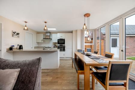 4 bedroom Detached house for sale in Easton Close, Melton Mowbray, LE13