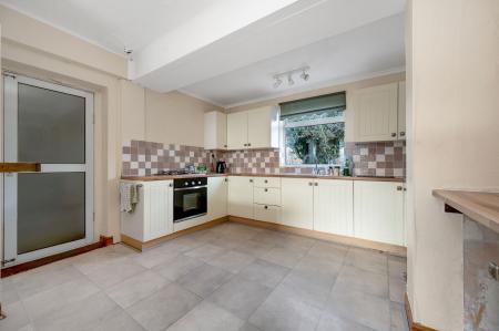 3 bedroom Semi-detached house for sale in Greaves Avenue, Melton Mowbray, LE13