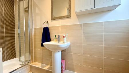 3 bedroom Terraced House for sale in Rossiter Close, Melton Mowbray, LE13