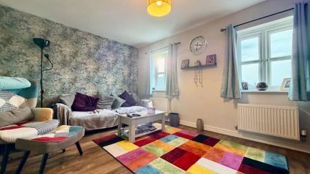 3 bedroom Terraced House for sale in Rossiter Close, Melton Mowbray, LE13