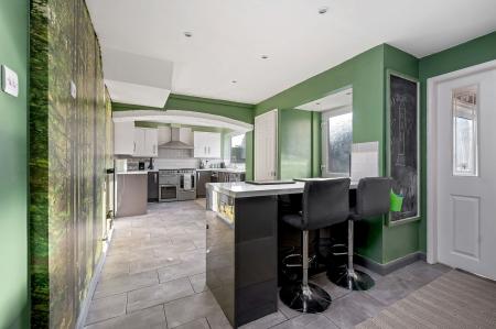 5 bedroom Detached house for sale in Denton Rise, Melton Mowbray, LE13