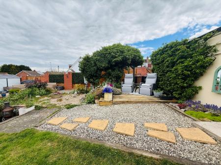 5 bedroom Detached house for sale in Denton Rise, Melton Mowbray, LE13