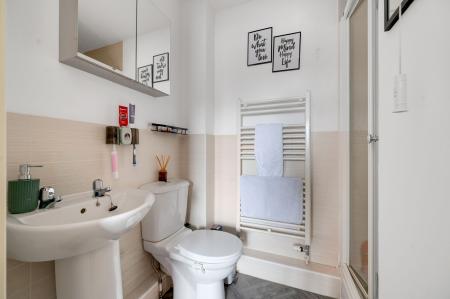 3 bedroom Terraced House for sale in Valiant Way, Melton Mowbray, LE13