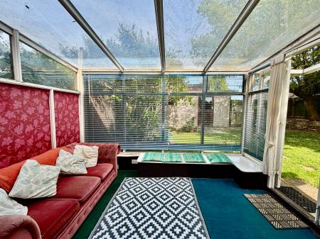 3 bedroom Semi-detached house for sale in Baldocks Lane, Melton Mowbray, LE13