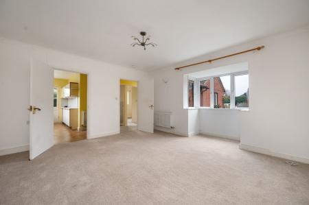 2 bedroom Terraced bungalow for sale in Vicarage Lane, Eaton, NG32