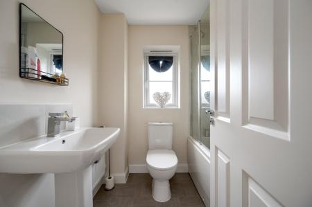 3 bedroom Semi-detached house for sale in Alderman Road, Melton Mowbray