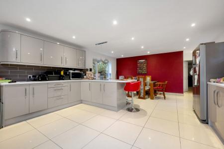 3 bedroom Detached bungalow for sale in Gartree Court, Melton Mowbray