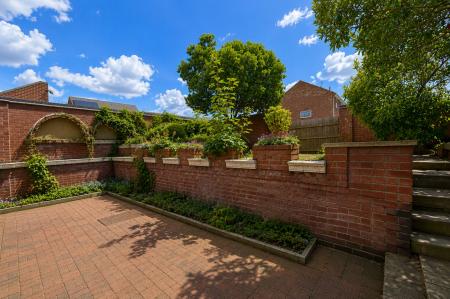 3 bedroom Detached bungalow for sale in Gartree Court, Melton Mowbray