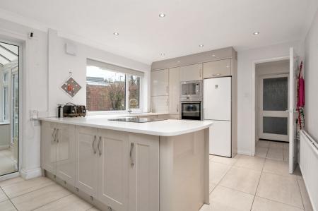 4 bedroom Detached house for sale in Bickley Avenue, Melton Mowbray