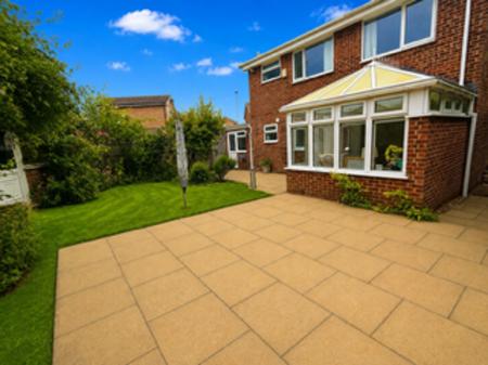 4 bedroom Detached house for sale in Bickley Avenue, Melton Mowbray