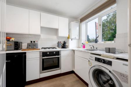 2 bedroom Terraced House for sale in Lancers Drive, Melton Mowbray