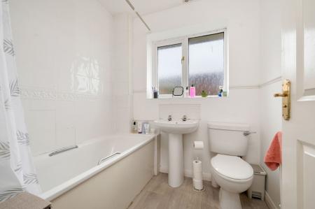 2 bedroom Terraced House for sale in Lancers Drive, Melton Mowbray