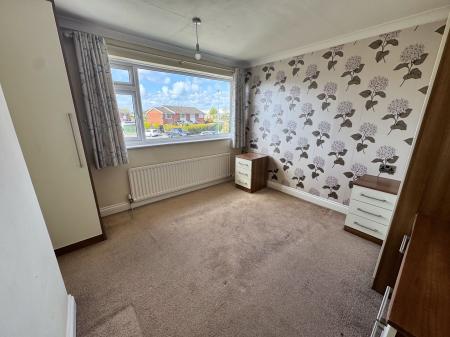 2 bedroom Semi-detached house for sale in Winster Crescent, Melton Mowbray, LE13