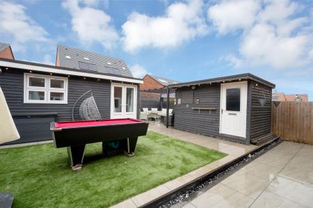 4 bedroom Detached house for sale in Forbes Avenue, Melton Mowbray