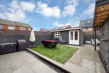 4 bedroom Detached house for sale in Forbes Avenue, Melton Mowbray