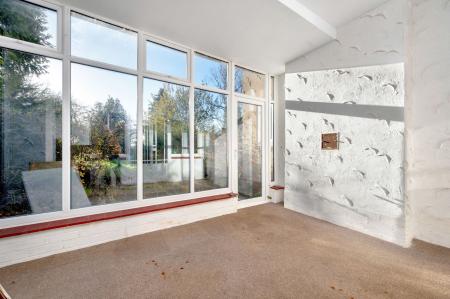 4 bedroom Detached house for sale in Burton Road, Melton Mowbray