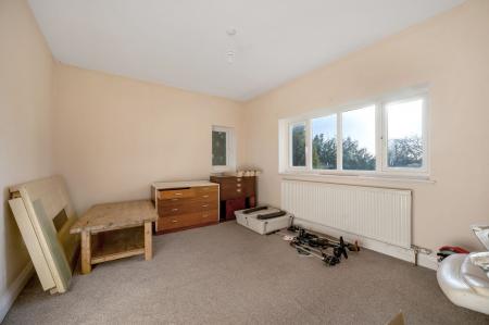 4 bedroom Detached house for sale in Burton Road, Melton Mowbray