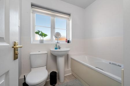 3 bedroom Terraced House for sale in Valiant Way, Melton Mowbray