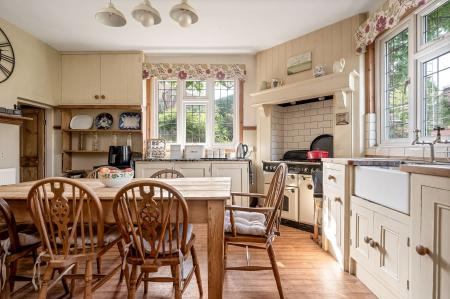 4 bedroom Detached house for sale in 51 Main Street, Asfordby, LE14