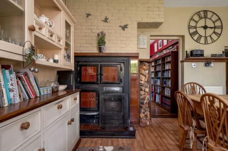 4 bedroom Detached house for sale in 51 Main Street, Asfordby, LE14