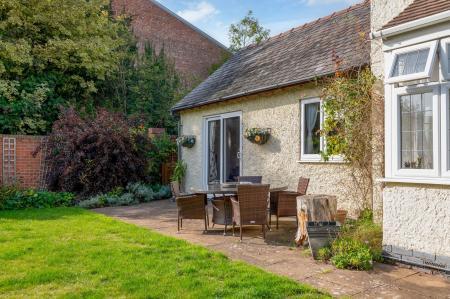 4 bedroom Detached house for sale in 51 Main Street, Asfordby, LE14