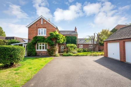 4 bedroom Detached house for sale in 51 Main Street, Asfordby, LE14