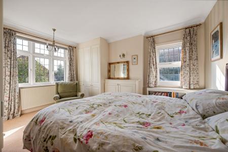 4 bedroom Detached house for sale in 51 Main Street, Asfordby, LE14