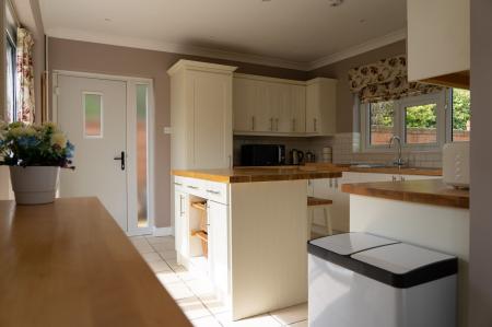 4 bedroom Detached house for sale in 51 Main Street, Asfordby, LE14