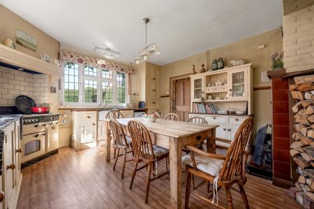 4 bedroom Detached house for sale in 51 Main Street, Asfordby, LE14