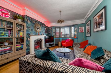 3 bedroom Semi-detached house for sale in Nottingham Road, Melton Mowbray