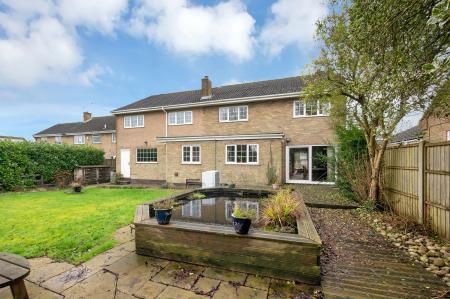 6 bedroom Detached house for sale in Windsor Road, Waltham On The Wolds
