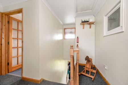 6 bedroom Detached house for sale in Windsor Road, Waltham On The Wolds
