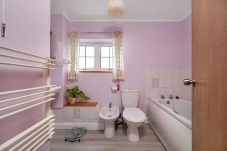 6 bedroom Detached house for sale in Windsor Road, Waltham On The Wolds