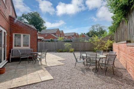4 bedroom Detached house for sale in Kennelmore Road, Melton Mowbray, LE13