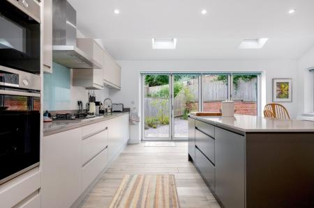 4 bedroom Detached house for sale in Kennelmore Road, Melton Mowbray, LE13