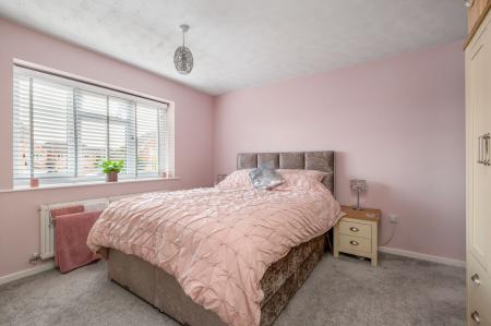 4 bedroom Detached house for sale in Wymondham Way, Melton Mowbray, LE13